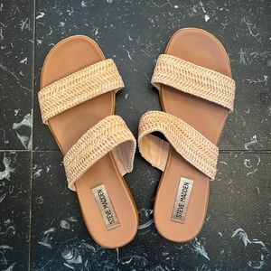 Steve Madden Dual Woven slide sandals - size 8